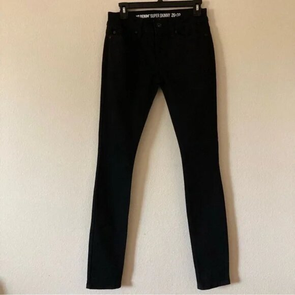 Hot Topic super skinny jeans 26x32 - Picture 1 of 4